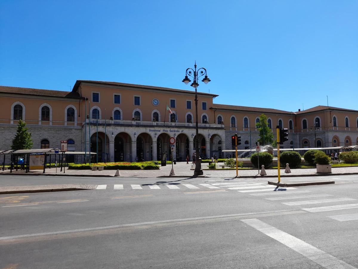 Pisa Train Station Hostel Εξωτερικό φωτογραφία
