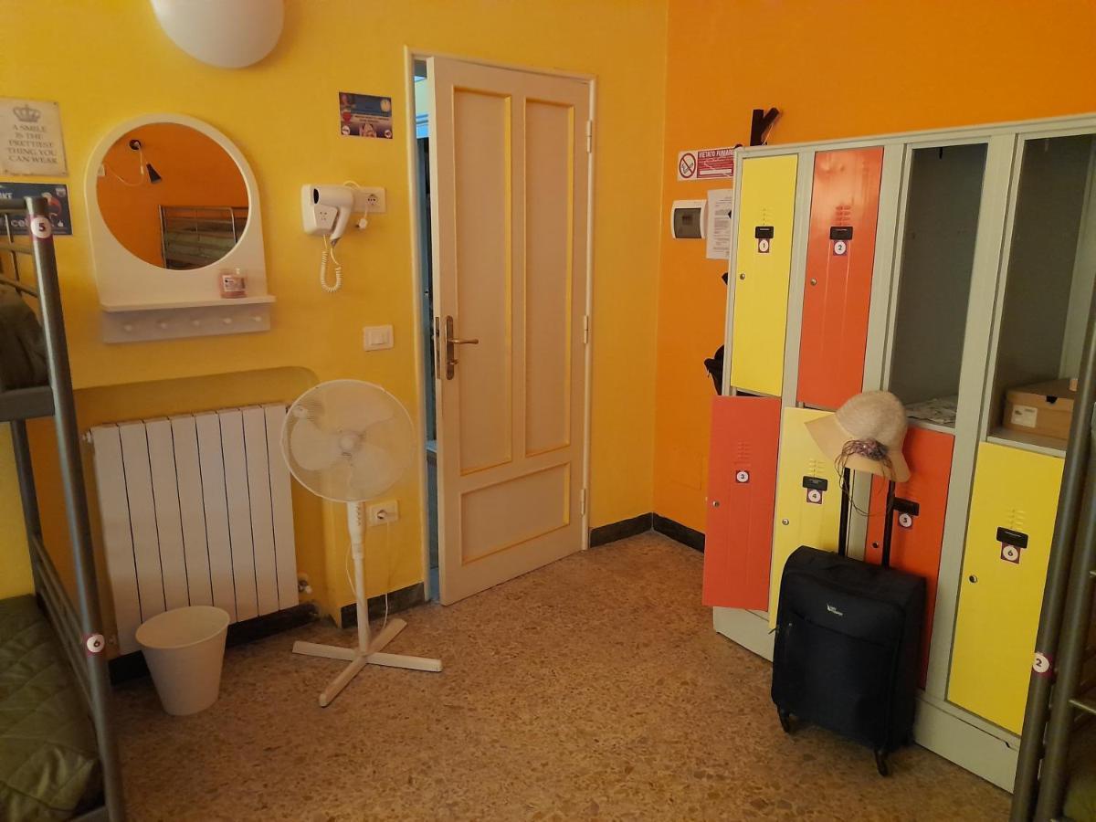 Pisa Train Station Hostel Εξωτερικό φωτογραφία