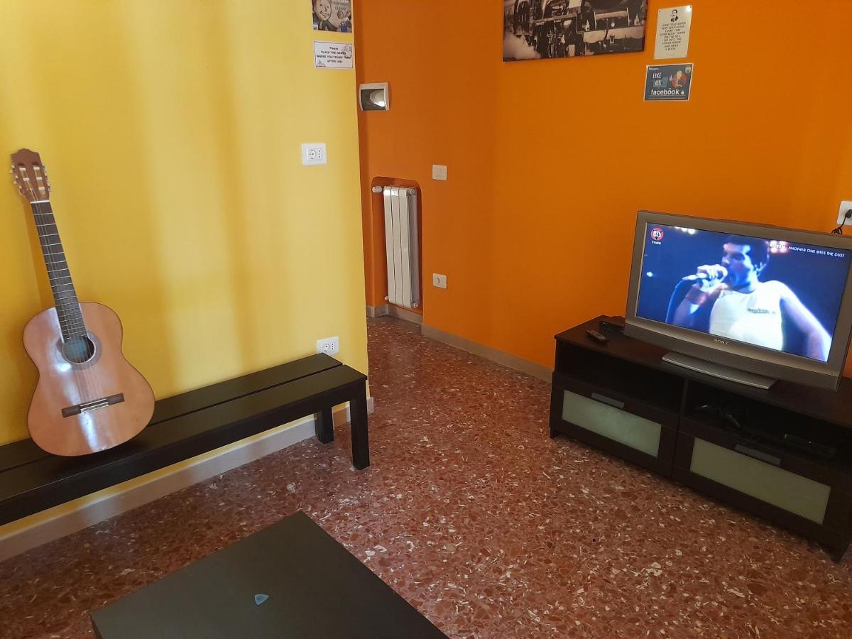 Pisa Train Station Hostel Εξωτερικό φωτογραφία